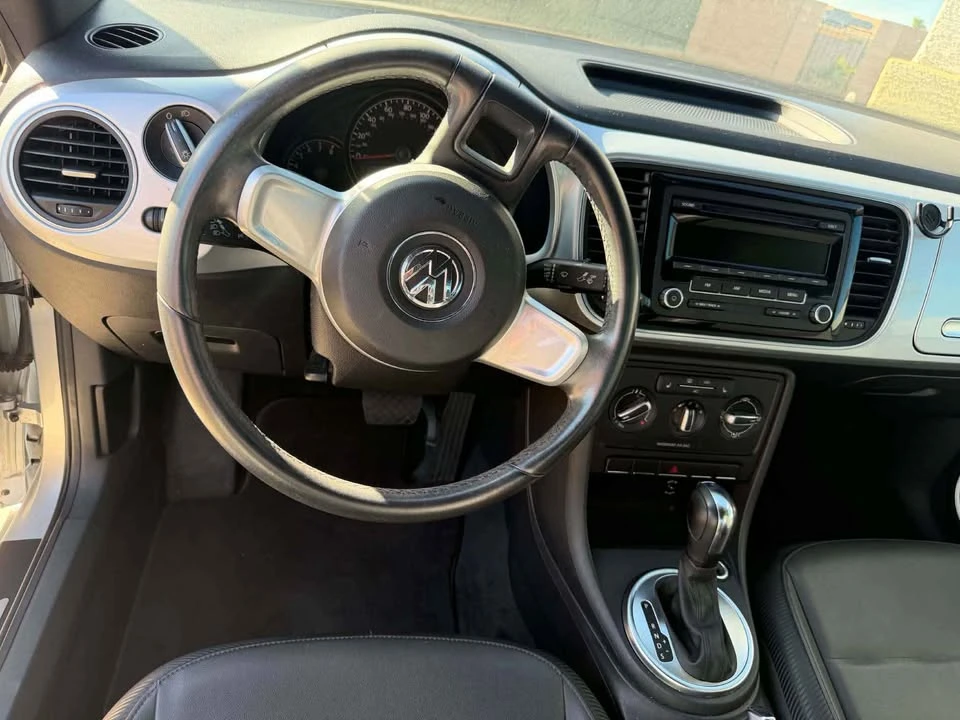 2012 Volkswagen A5 Beetle - Image 2 of 16