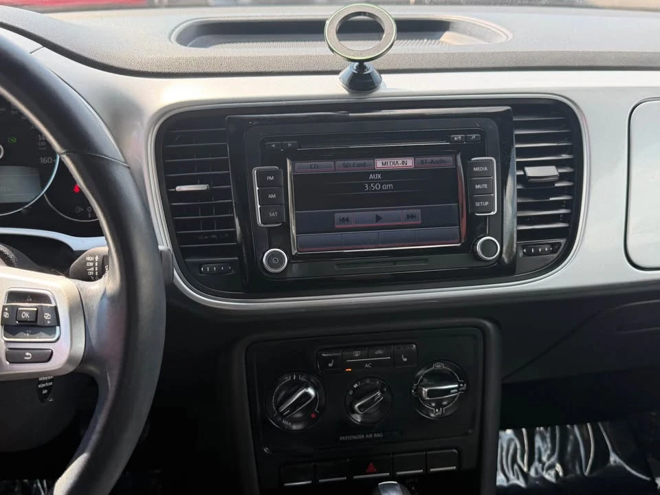 2012 Volkswagen A5 Beetle - Image 18 of 20