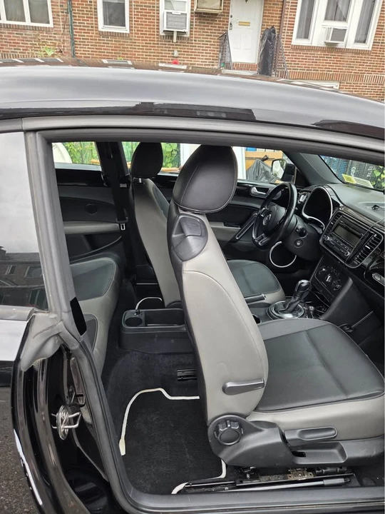 2012 Volkswagen A5 Beetle - Image 16 of 20