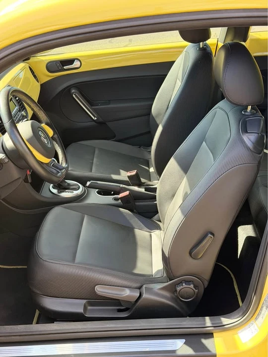 2012 Volkswagen A5 Beetle - Image 11 of 16