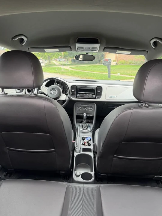 2012 Volkswagen A5 Beetle - Image 12 of 15