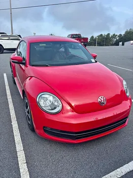 2012 Volkswagen Beetle 2.5L Hatchback 2D
