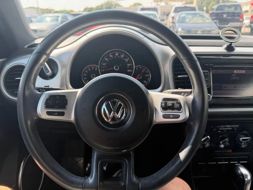 2012 Volkswagen A5 Beetle - Image 16 of 20