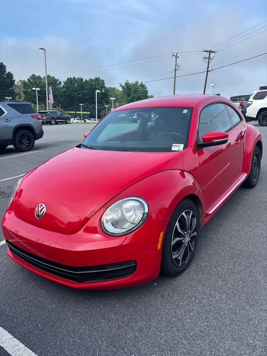 2012 Volkswagen A5 Beetle - Image 2 of 3