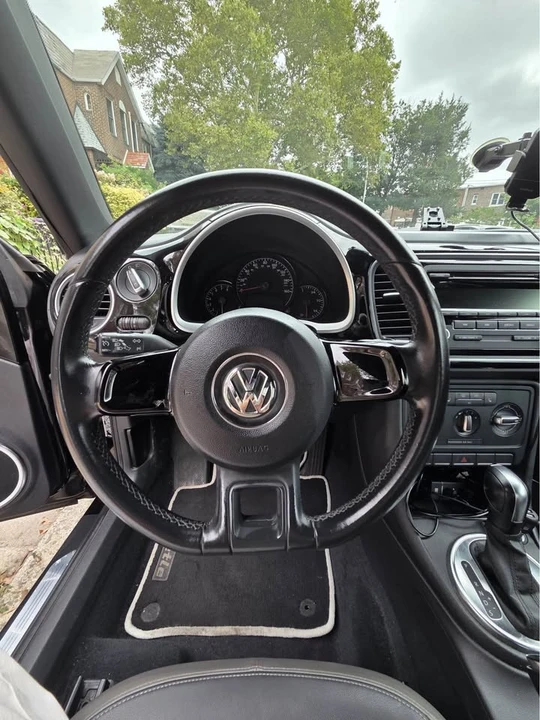 2012 Volkswagen A5 Beetle - Image 18 of 20