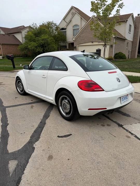 2012 Volkswagen A5 Beetle - Image 5 of 15