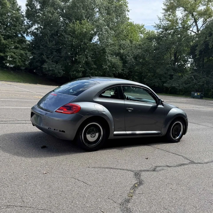 2012 Volkswagen A5 Beetle - Image 5 of 11