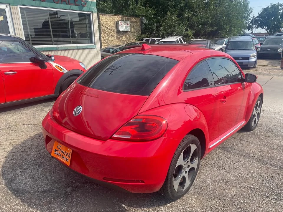 2012 Volkswagen A5 Beetle - Image 6 of 9