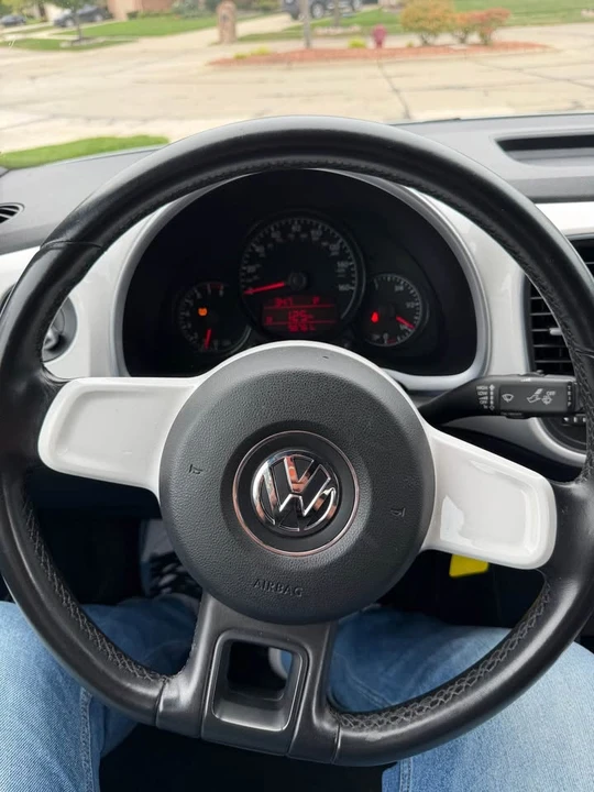 2012 Volkswagen A5 Beetle - Image 14 of 15