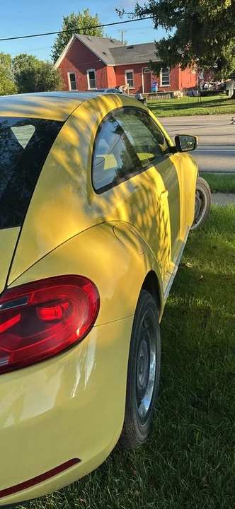 2012 Volkswagen A5 Beetle - Image 5 of 9
