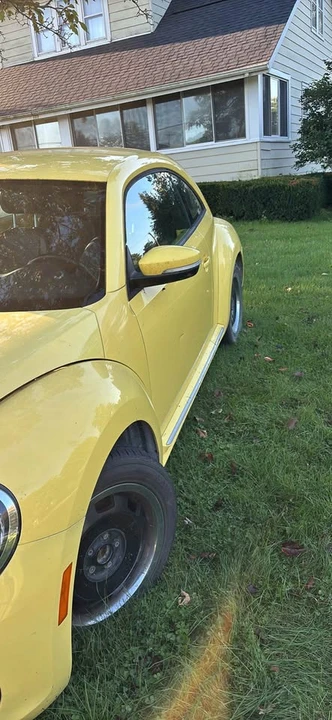 2012 Volkswagen A5 Beetle - Image 3 of 9