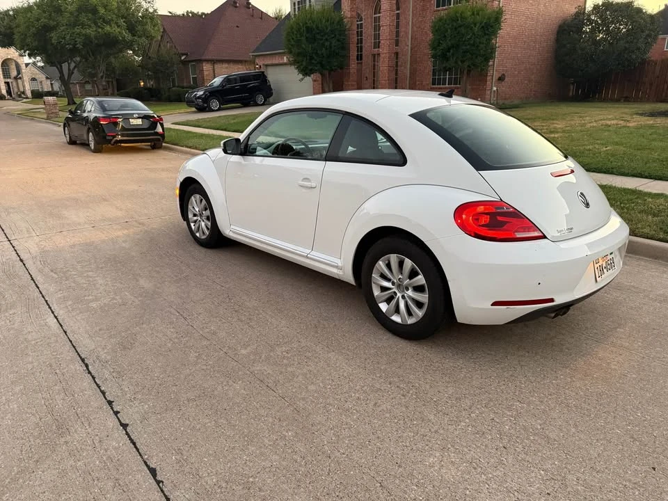 2012 Volkswagen A5 Beetle - Image 7 of 9
