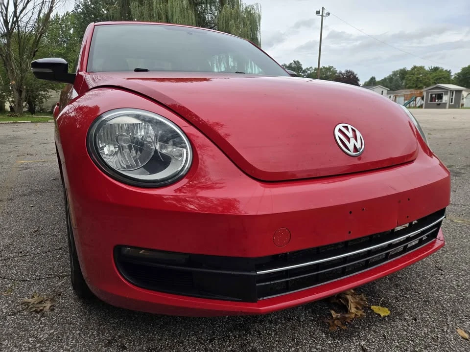 2012 Volkswagen A5 Beetle - Image 8 of 19