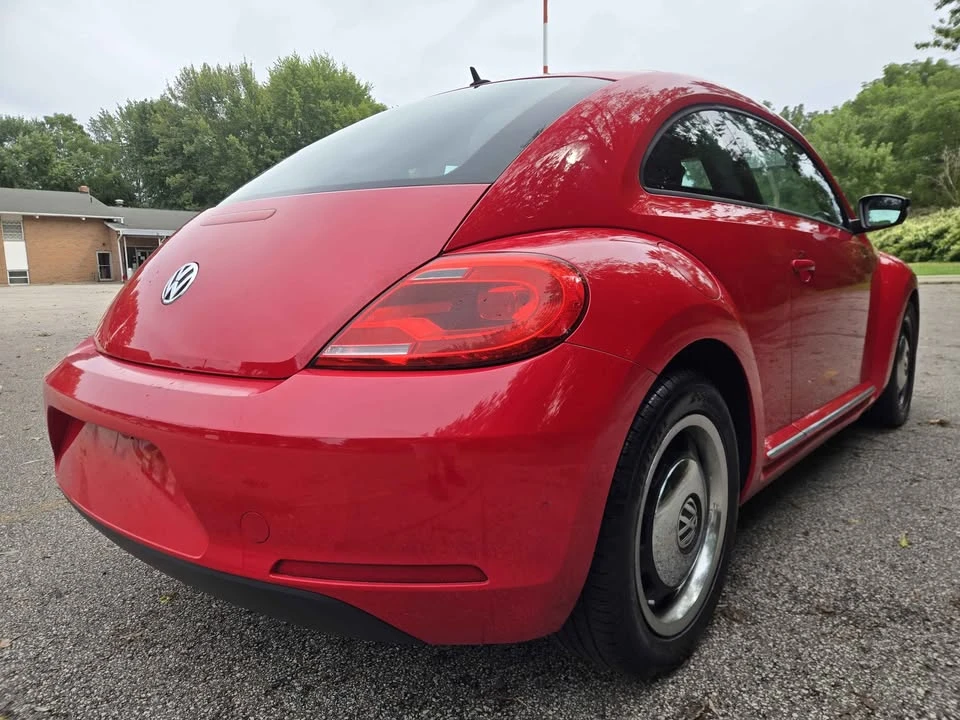 2012 Volkswagen A5 Beetle - Image 6 of 19