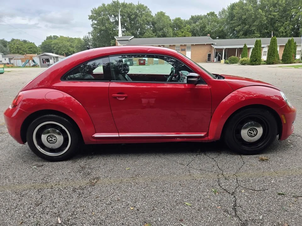 2012 Volkswagen A5 Beetle - Image 7 of 19