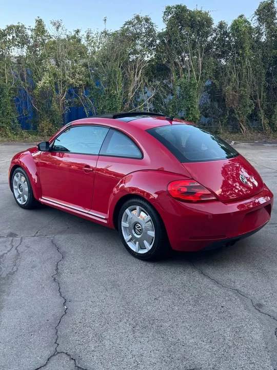 2012 Volkswagen A5 Beetle - Image 6 of 15
