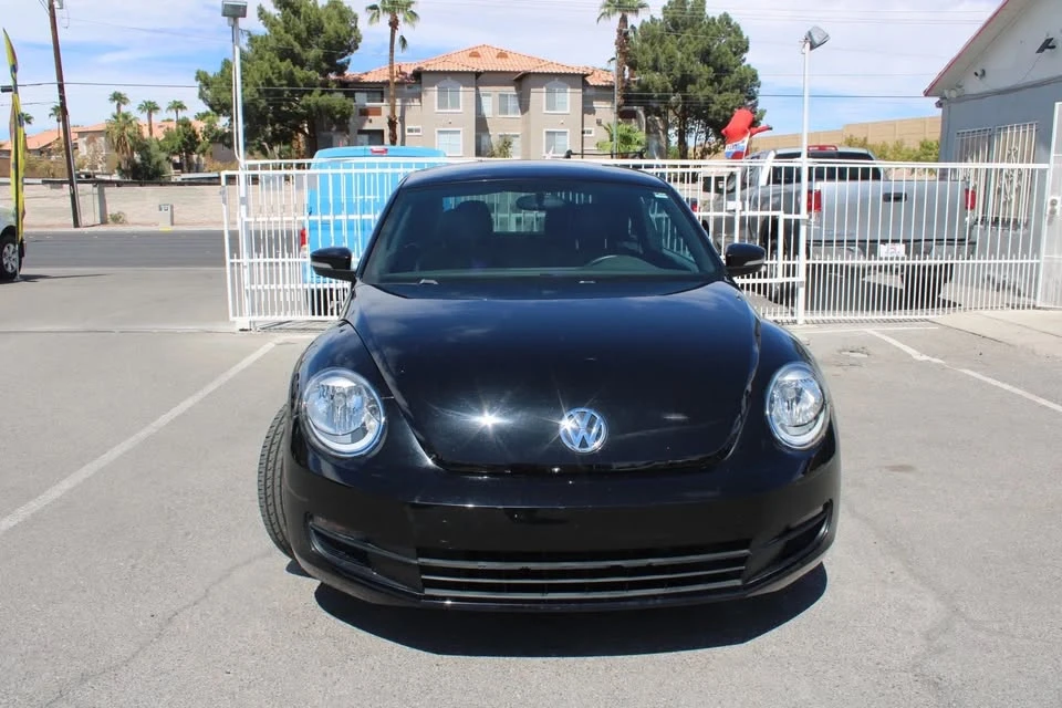 2012 Volkswagen A5 Beetle - Image 9 of 15