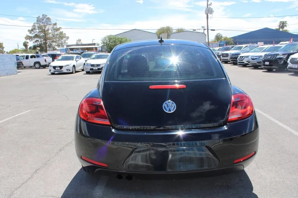 2012 Volkswagen A5 Beetle - Image 5 of 15