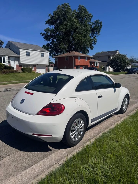 2012 Volkswagen A5 Beetle - Image 3 of 6