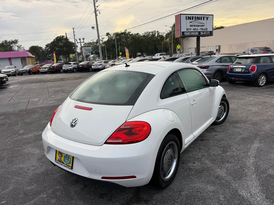 2012 Volkswagen A5 Beetle - Image 3 of 20