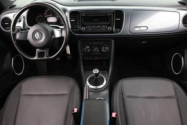 2012 Volkswagen A5 Beetle - Image 2 of 2