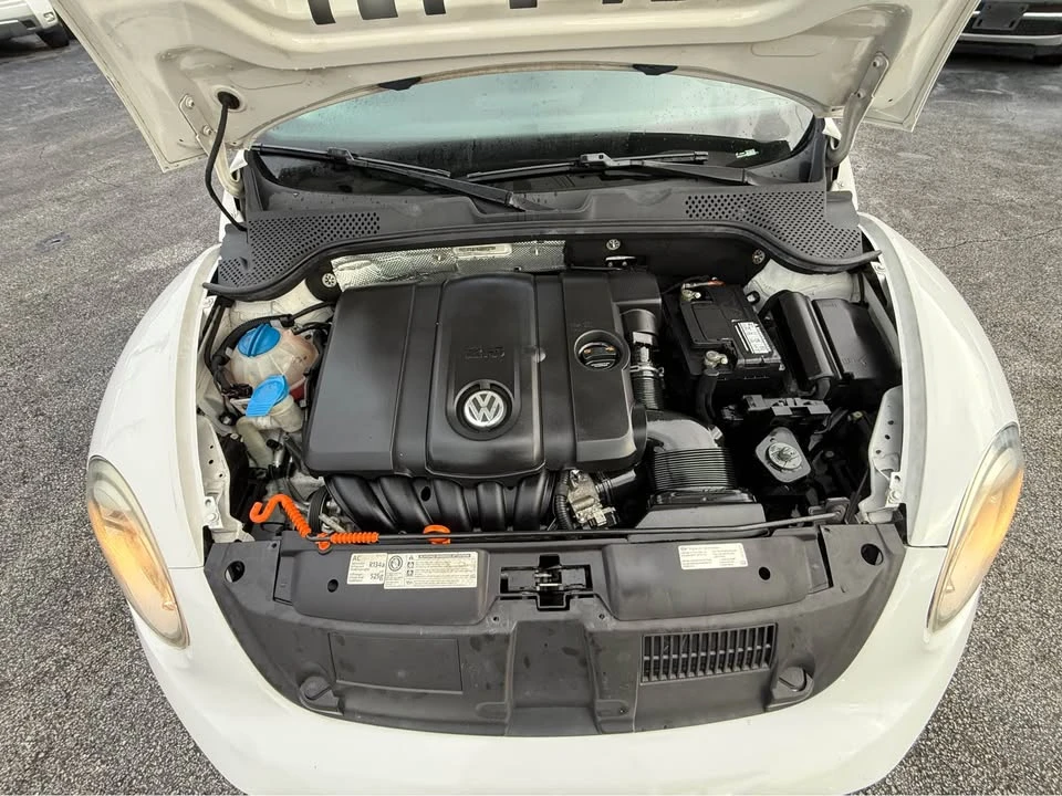 2012 Volkswagen A5 Beetle - Image 18 of 20