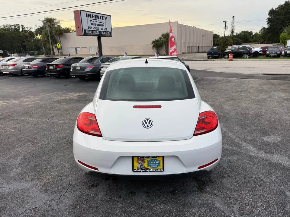 2012 Volkswagen A5 Beetle - Image 4 of 20