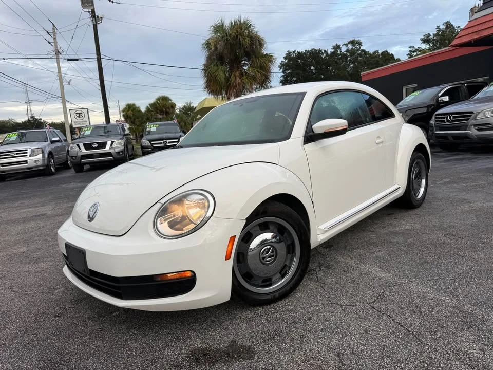 2012 Volkswagen A5 Beetle - Image 11 of 20