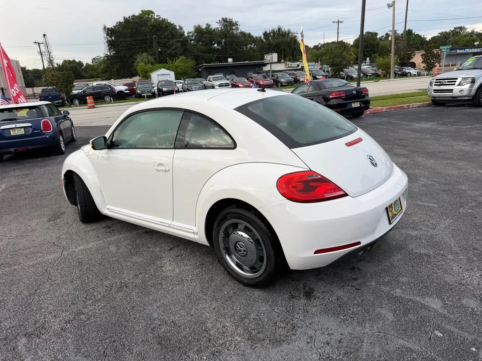 2012 Volkswagen A5 Beetle - Image 7 of 20