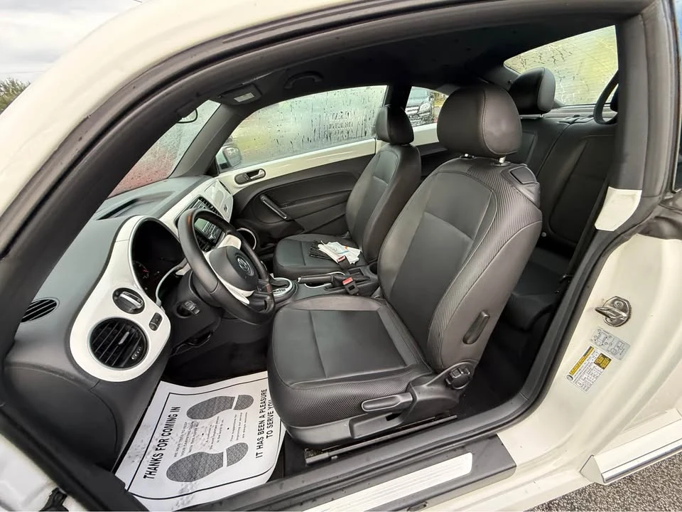 2012 Volkswagen A5 Beetle - Image 13 of 20