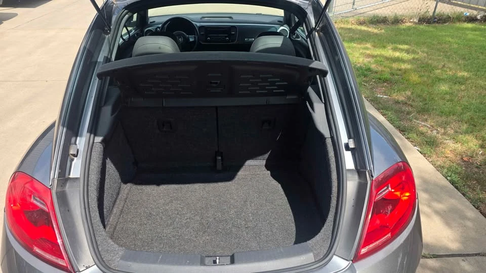 2012 Volkswagen A5 Beetle - Image 15 of 18