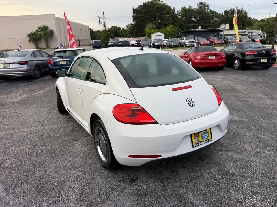 2012 Volkswagen A5 Beetle - Image 6 of 20
