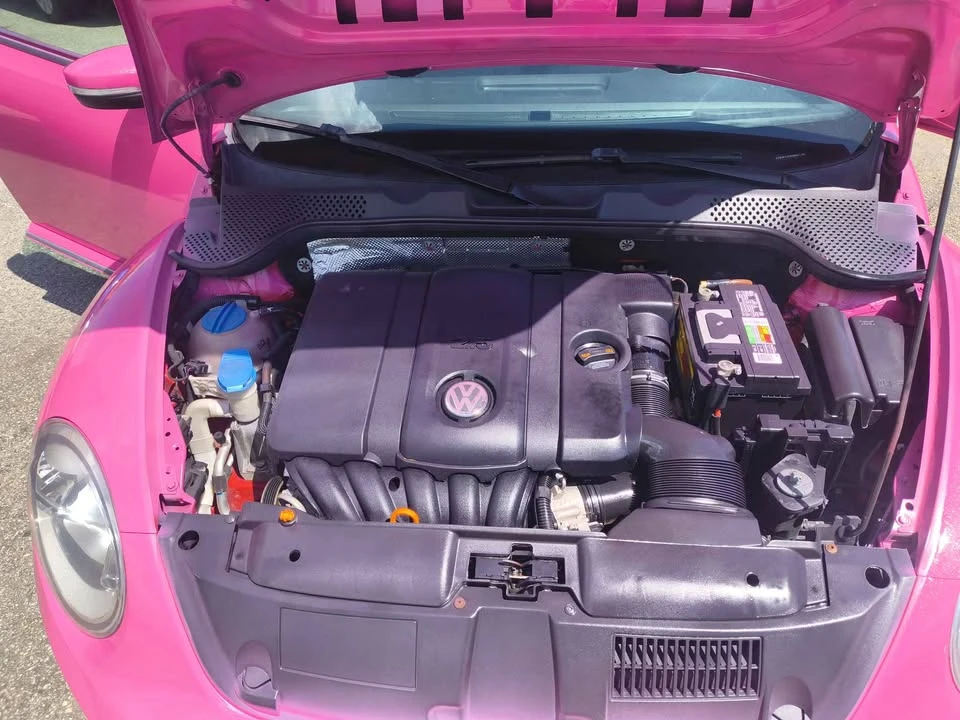 2012 Volkswagen A5 Beetle - Image 7 of 10