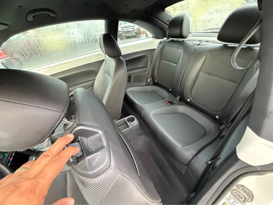 2012 Volkswagen A5 Beetle - Image 14 of 20