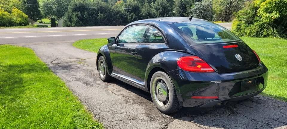2012 Volkswagen A5 Beetle - Image 4 of 7