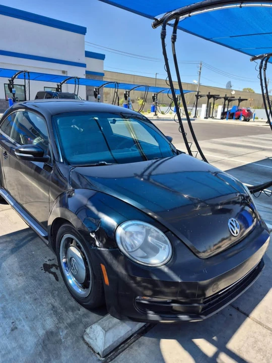 2012 Volkswagen A5 Beetle - Image 3 of 11