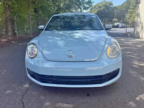 2012 Volkswagen Beetle 2.5L Hatchback 2D