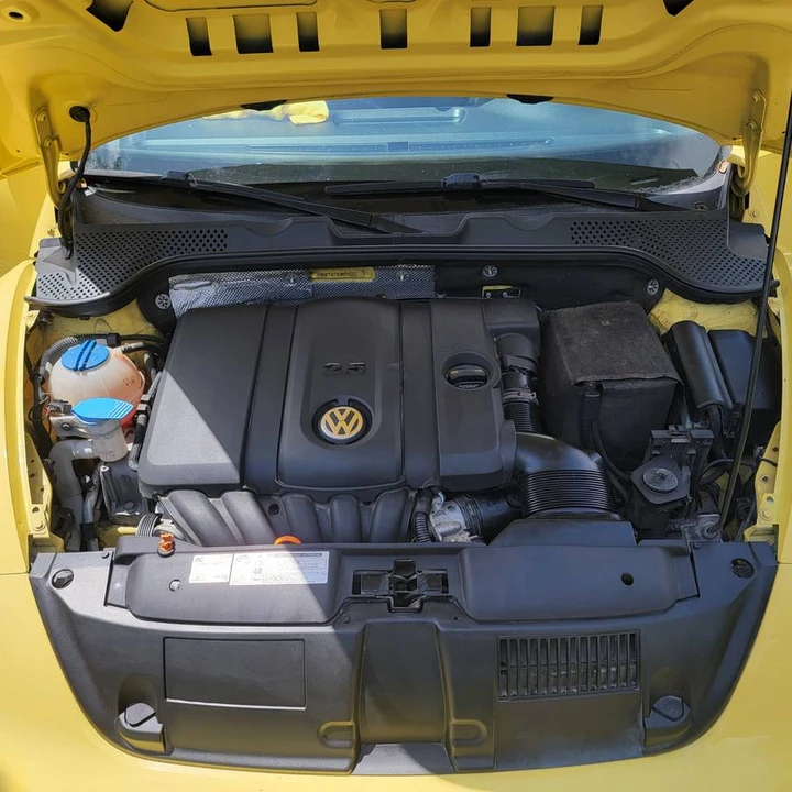 2012 Volkswagen A5 Beetle - Image 3 of 24