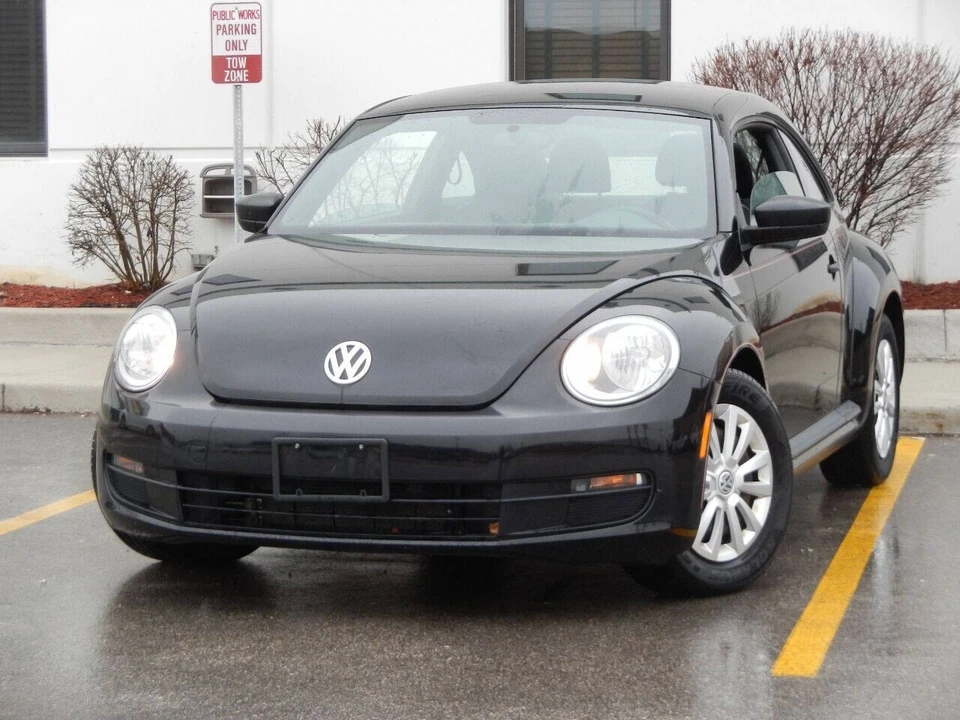 2012 Volkswagen A5 Beetle - Image 3 of 12
