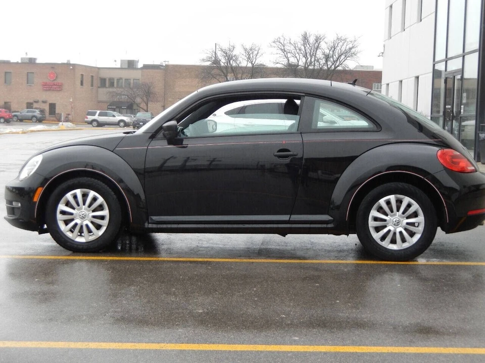 2012 Volkswagen A5 Beetle - Image 10 of 12