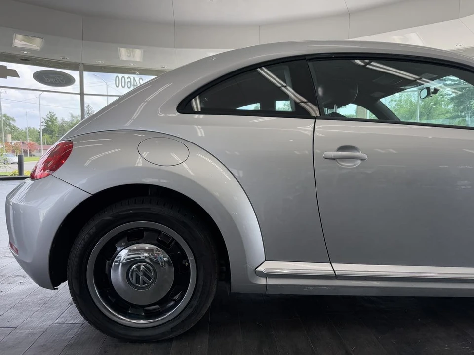 2012 Volkswagen A5 Beetle - Image 10 of 12