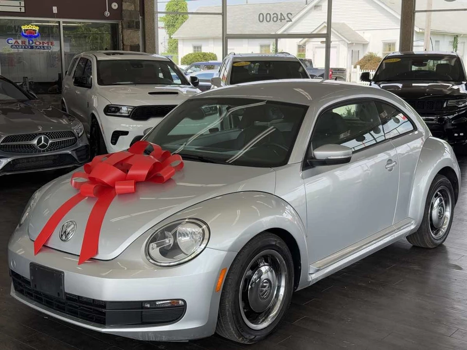 2012 Volkswagen A5 Beetle - Image 3 of 12