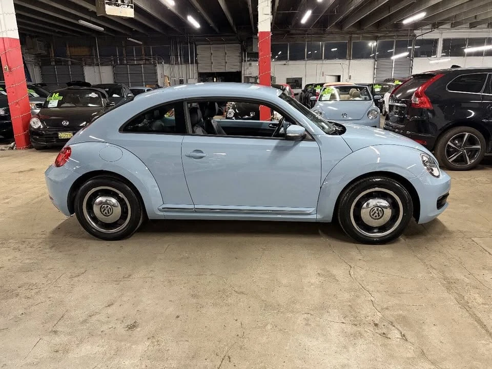 2012 Volkswagen A5 Beetle - Image 6 of 20