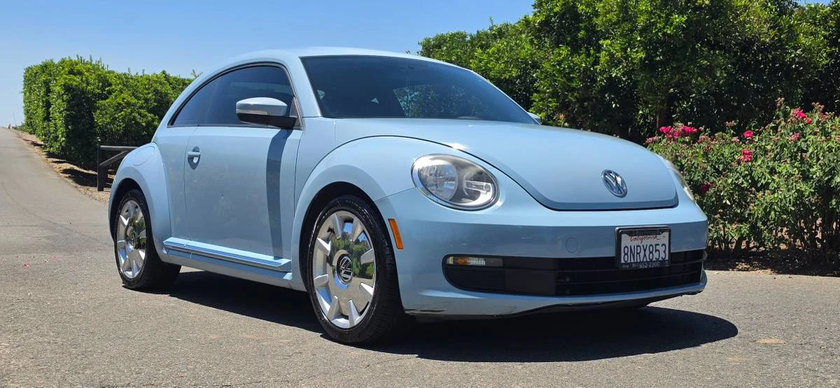 2012 Volkswagen A5 Beetle - Image 6 of 13