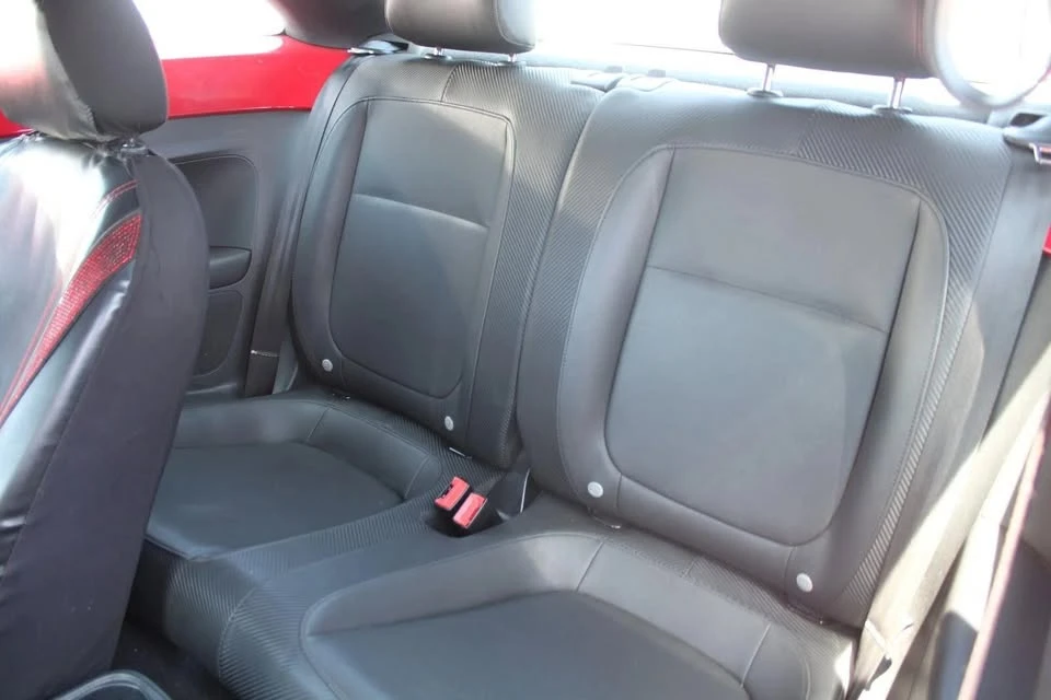 2012 Volkswagen A5 Beetle - Image 7 of 9