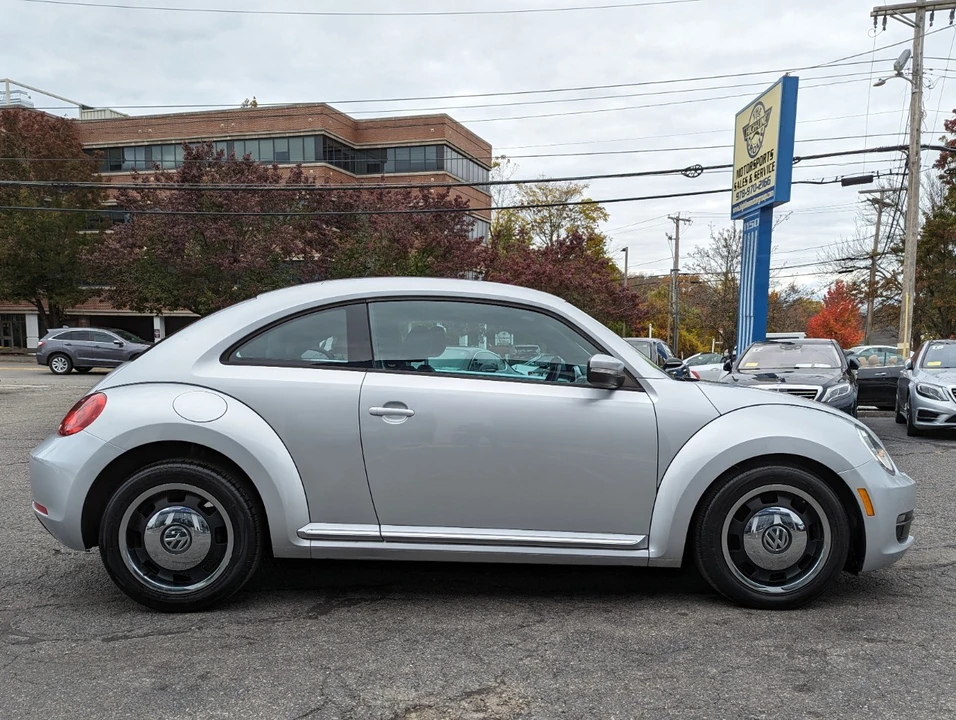 2012 Volkswagen A5 Beetle - Image 6 of 21
