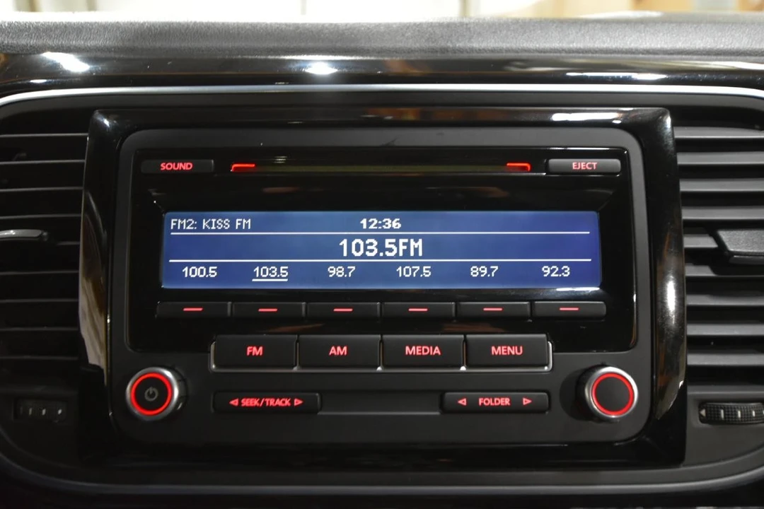 2012 Volkswagen A5 Beetle - Image 17 of 21
