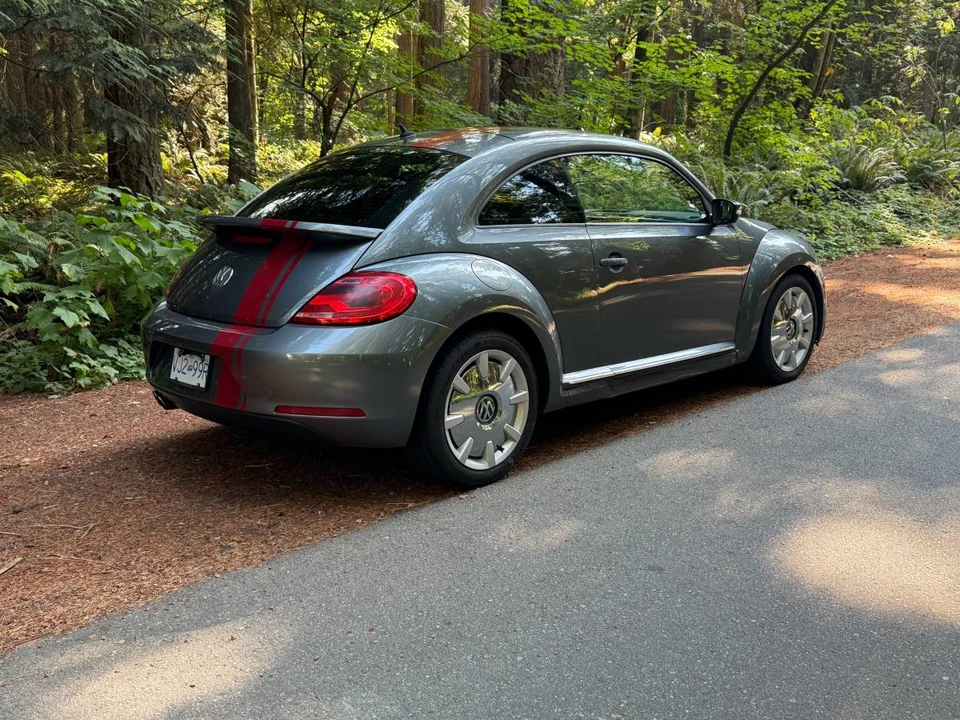 2012 Volkswagen A5 Beetle - Image 5 of 24