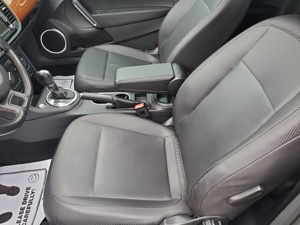 2012 Volkswagen A5 Beetle - Image 10 of 16