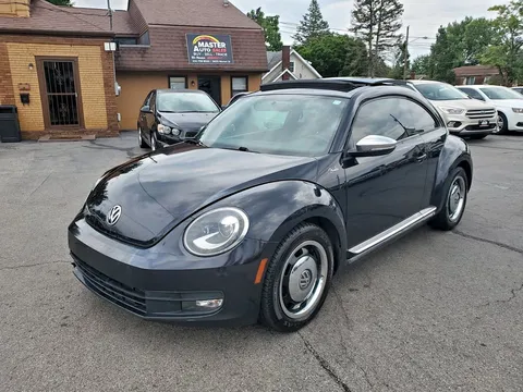 2012 Volkswagen Beetle Fender Guitar Edition
